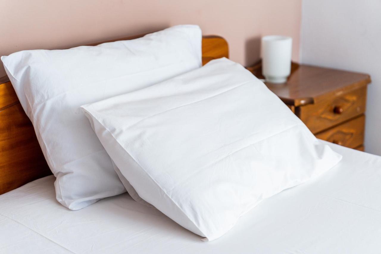 Work-Friendly Central Apartments, Sarande Bagian luar foto