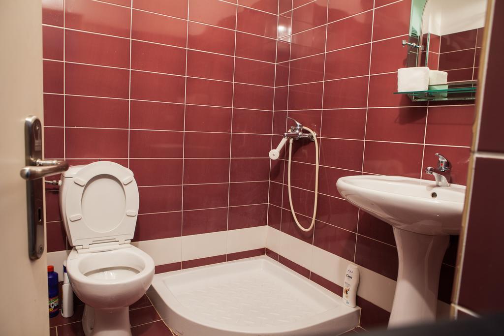 Work-Friendly Central Apartments, Sarande Ruang foto